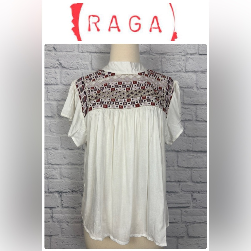 NWT RAGA Embroidered Top Peasant Bohemian Blouse size M